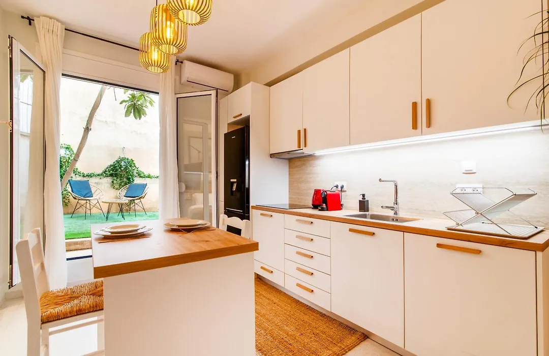 Luxurious In The Heart Of Апартаменты